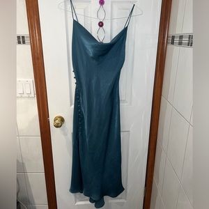 NWT Zara midi dress size large